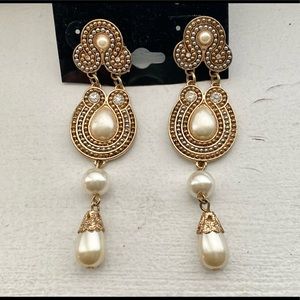 glass  pearl earring long earring 3””